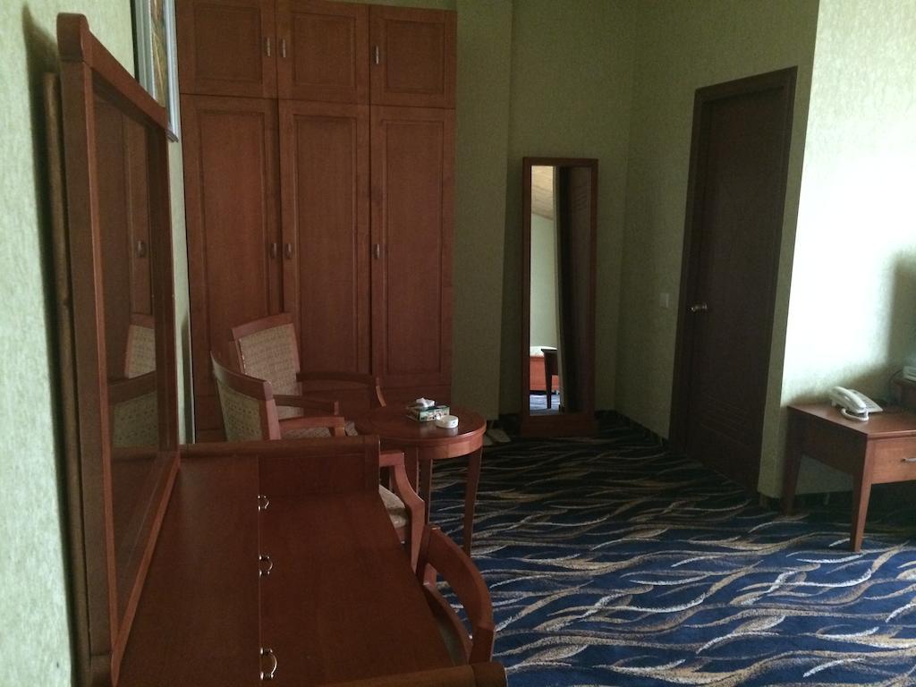 Nairi Hotel Jermuk Exterior foto