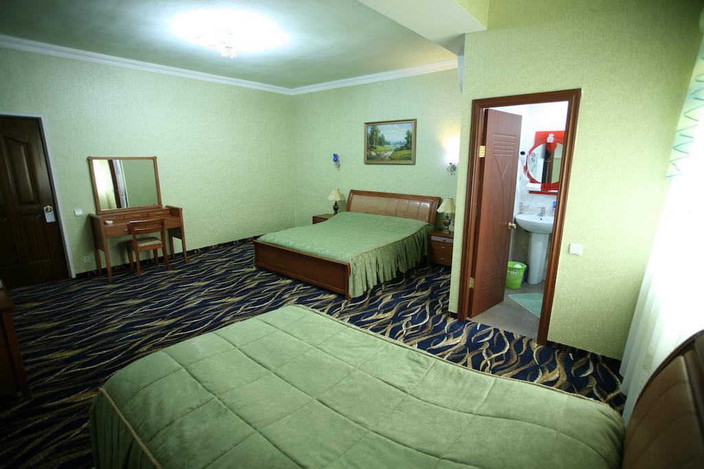 Nairi Hotel Jermuk Exterior foto